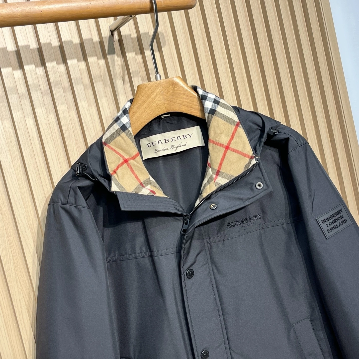 wg.luxury-- 2ur25rry item: E-F443J1617H